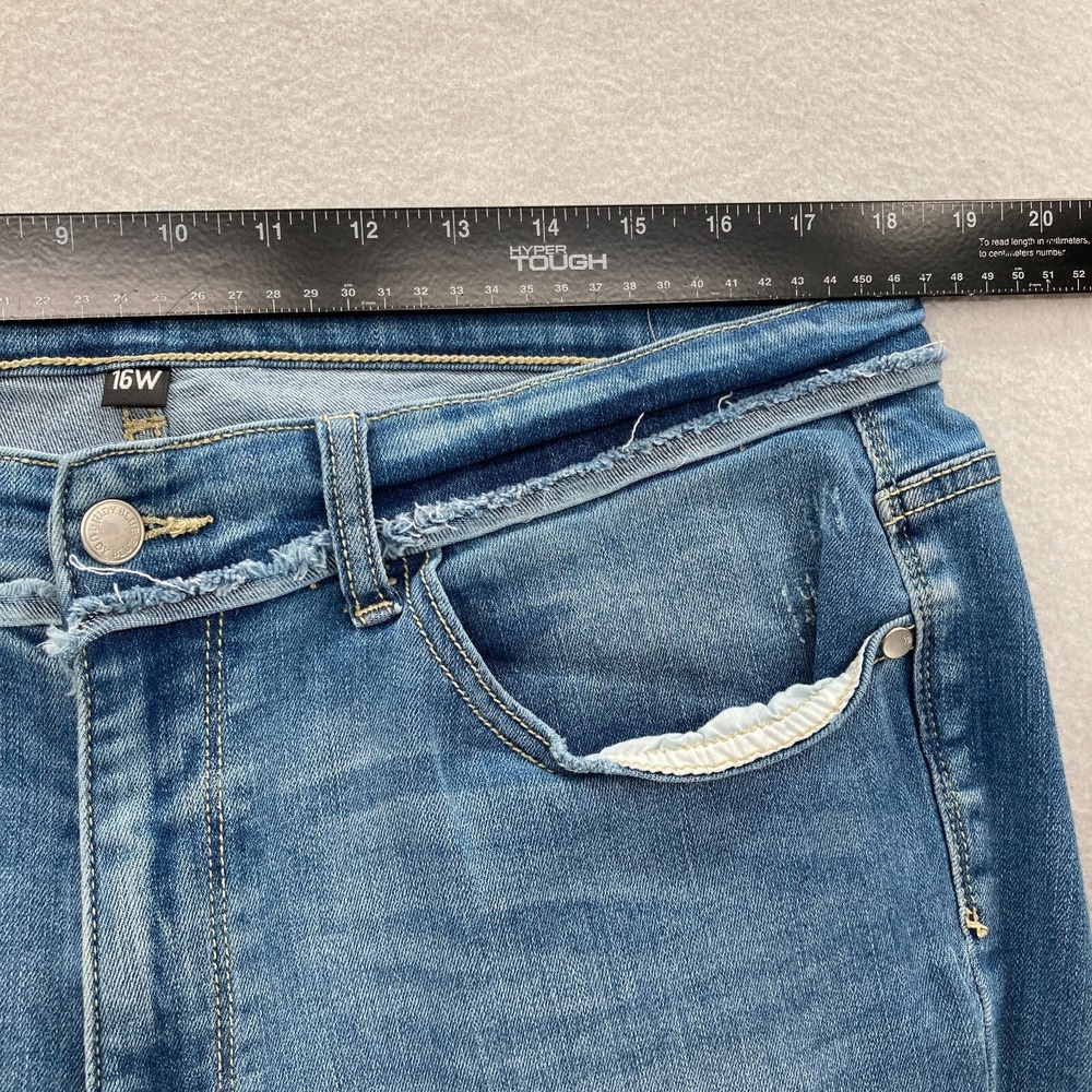 Judy Blue Jeans Women's 16W Skinny Fit Medium Blue Stretch Denim Distressed City - Picture 7 of 13